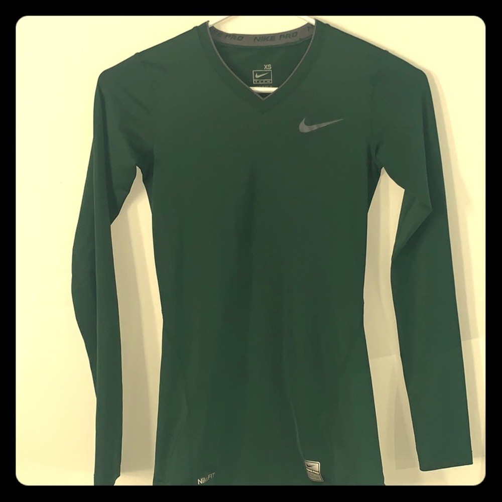 Nike Fit long sleeve